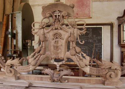 002 restauro scultoreo su legno